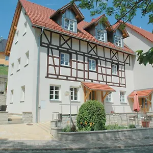 Am Brunnen Apartment Tiefenpölz