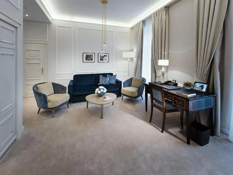 Excelsior Hotel Ernst Am Dom Cologne